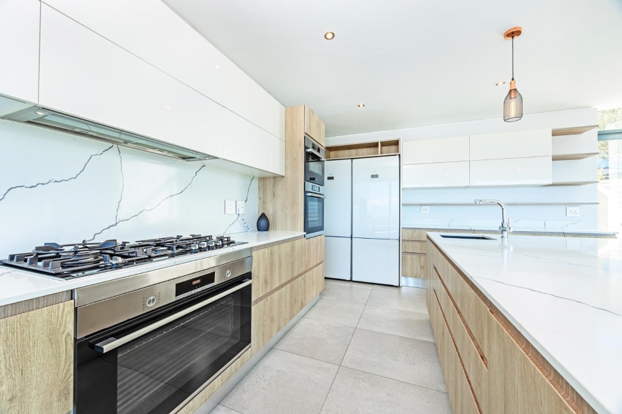 5 Bedroom Property for Sale in Baronetcy Estate Western Cape
